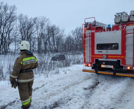 Тяжелое начало смены выдалось у богатовских пожарных-спасателей