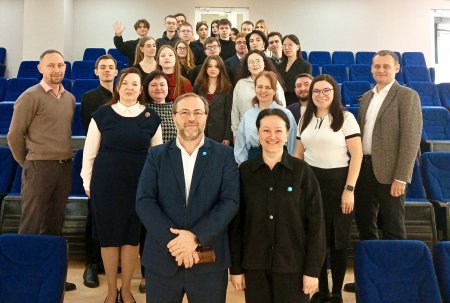 От чего зависит осознанное отношение к будущей профессии